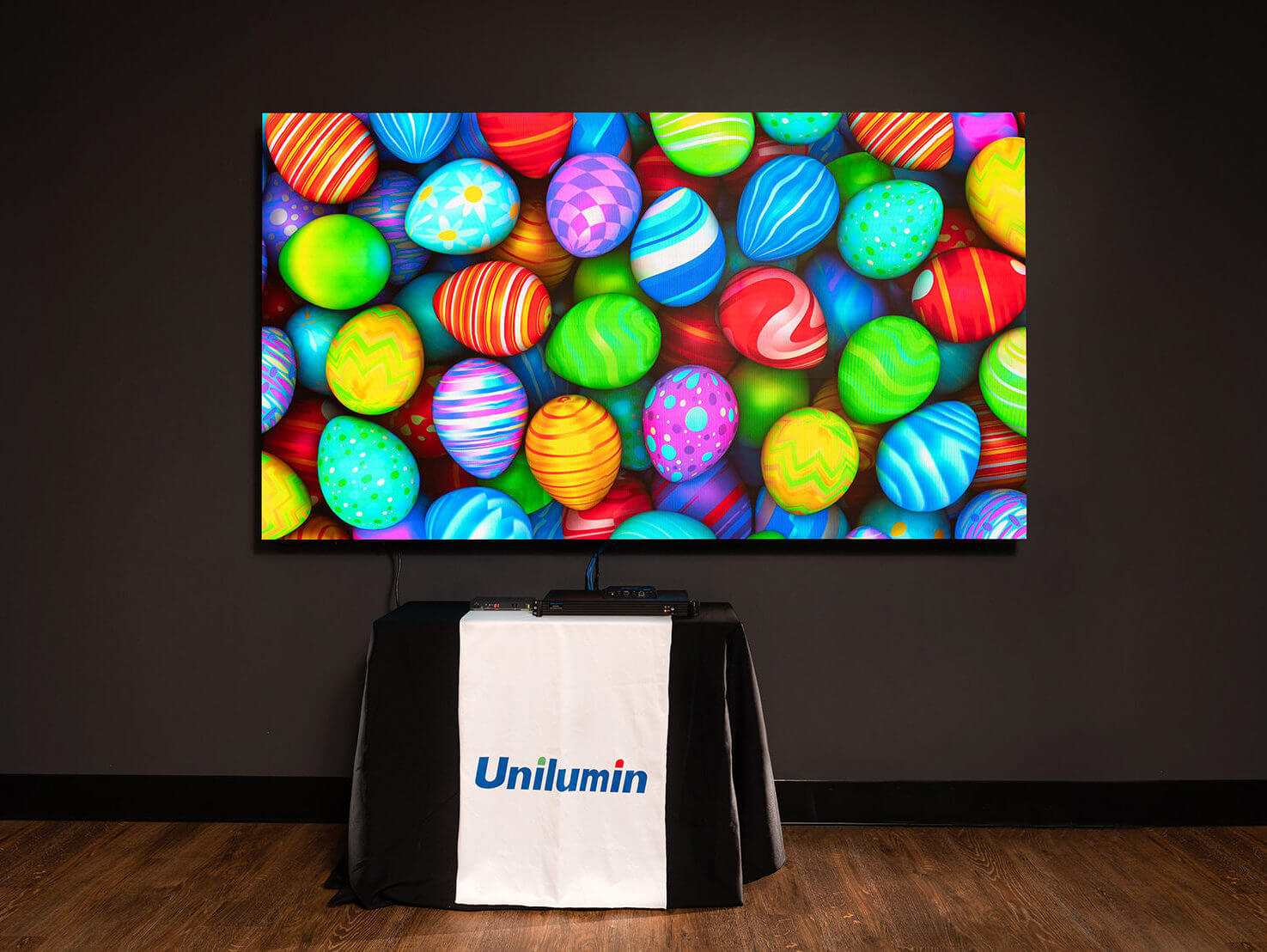 Unilumin LED wall with Easter eggs photo